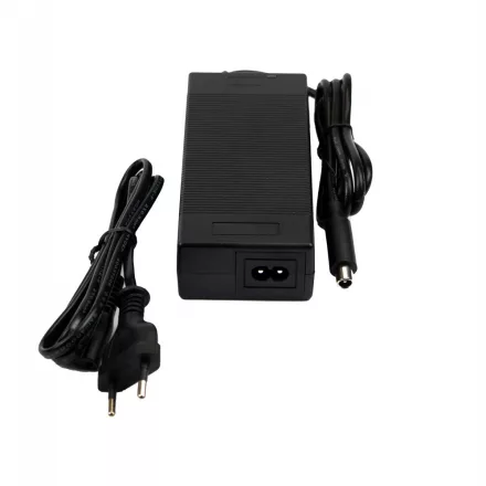 Töltő 36V Li-ion akkumulátorhoz (utángyártott) Xiaomi M365/Pro/Pro 2/Essential/1S/Mi 3-hoz (42V 2A) DC8
