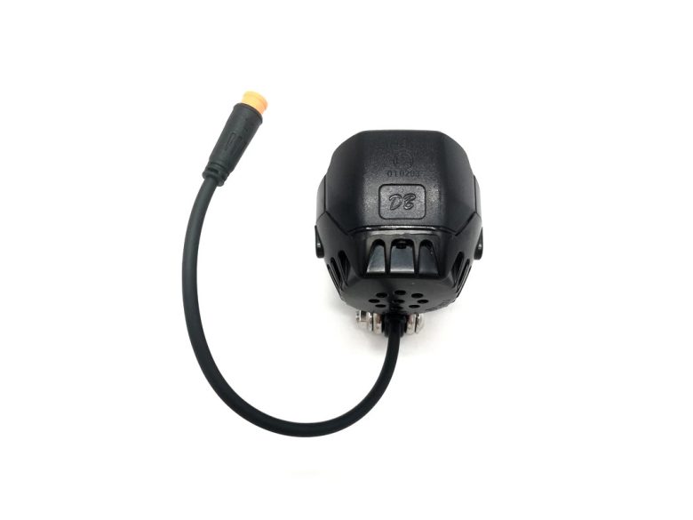 Kaabo Mantis első lámpa