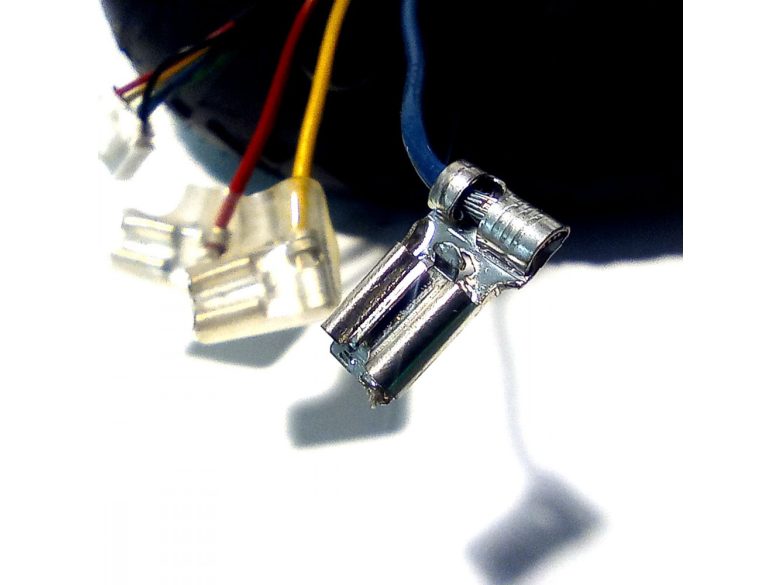 Motor (V3) gumival szerelve 36V 300W (utángyártott) Xiaomi M365/Pro/Pro 2/Essential/1S-hez (fekete)