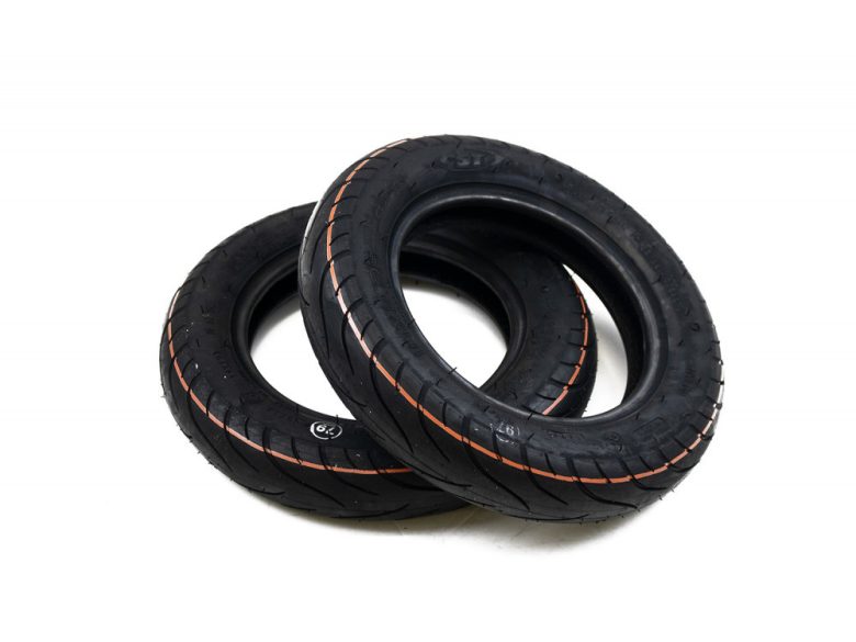 Kaabo Mantis Plus 10x2,25 külső gumi utcai (CST)