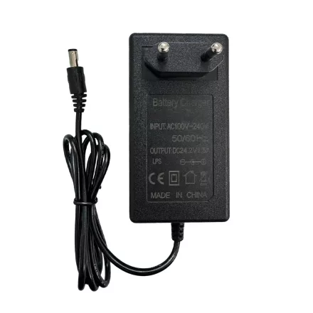 Töltő 21,6V Li-ion akkumulátorhoz (utángyártott) Xiaomi 4 Go-hoz (24,2V 1,5A) DC5,5x2,5