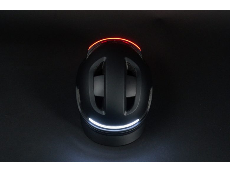 Aura Blackbird "S" Fekete
